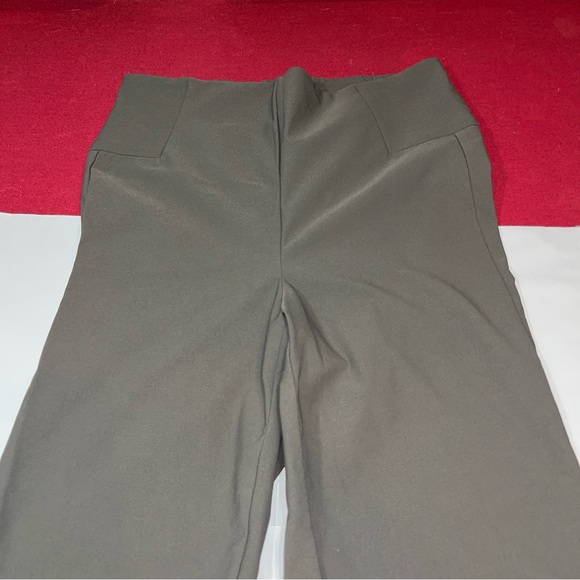 Athleta GRAY PANTS, Center Leg slit Stretchy Spandex Zip Pocket Size 2 Career S - Picture 10 of 15